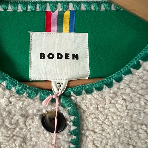 Boden Chelsea Sherpa coat with green trim - Picture 4 of 8